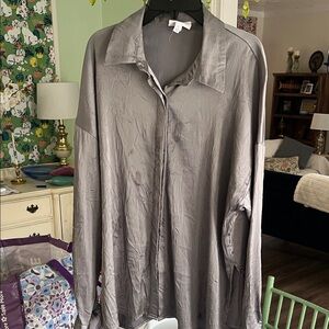 Elegant Gray Long-Sleeve Blouse